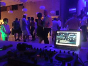 Esküvő DJ party a Völgyikútban